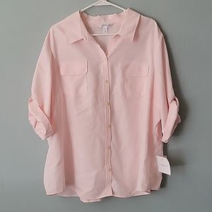 Croft&Barrow Light Pink Button down shirt